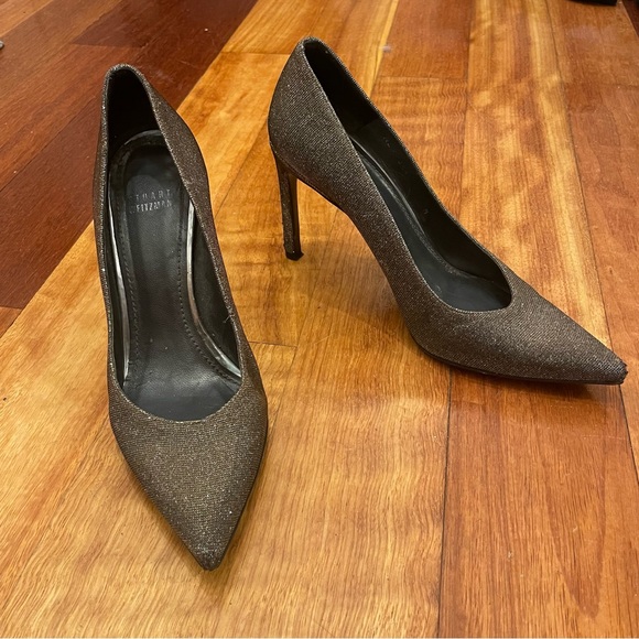Stuart Weitzman gold sparkly point toe heels - Picture 1 of 4